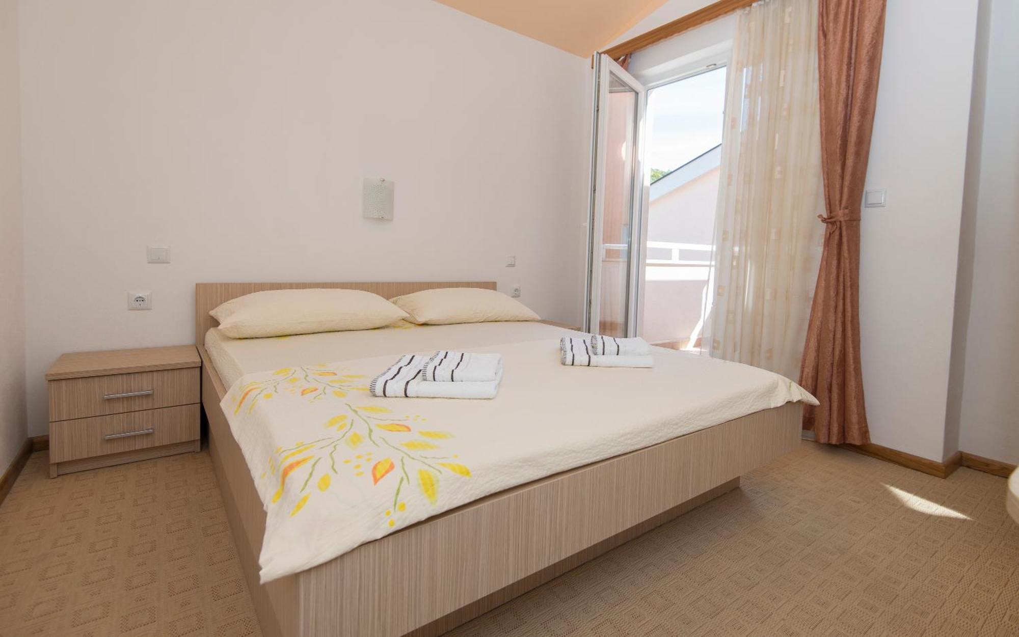 Hotel Ami - M Neum Exterior foto