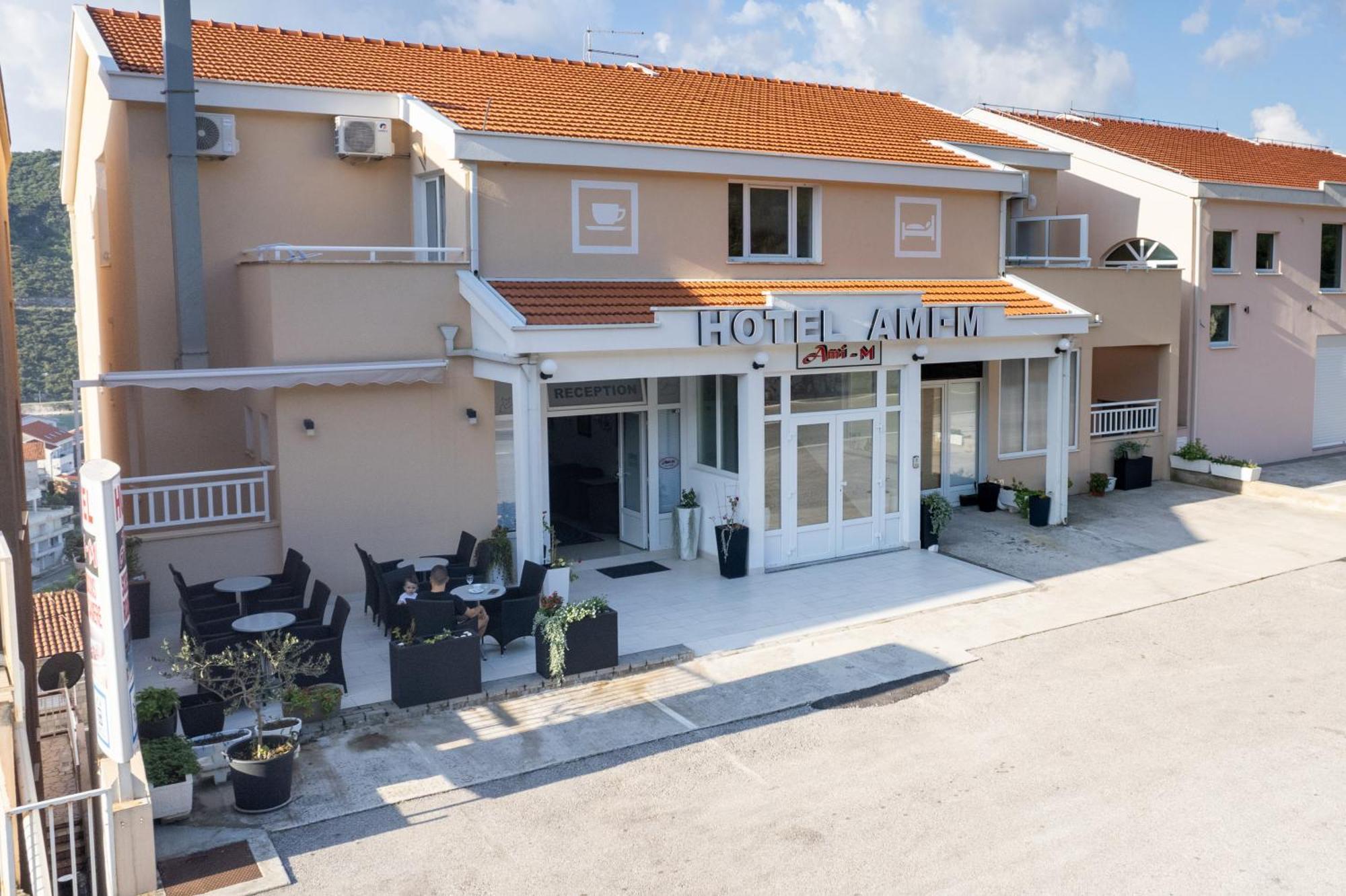 Hotel Ami - M Neum Exterior foto